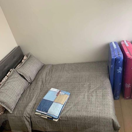 Cubao Manhattanheights Unit 11A Tower B, 2Br Manille Extérieur photo