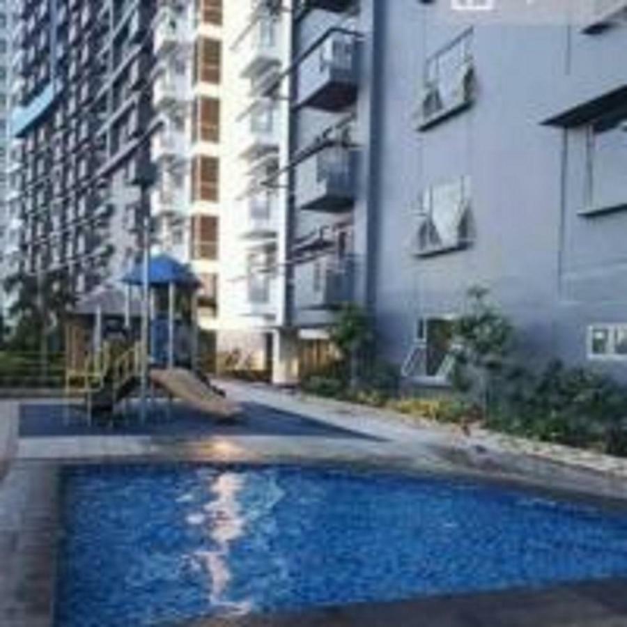 Cubao Manhattanheights Unit 11A Tower B, 2Br Manille Extérieur photo