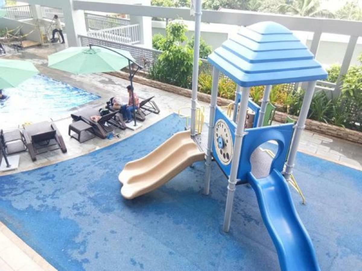 Cubao Manhattanheights Unit 11A Tower B, 2Br Manille Extérieur photo