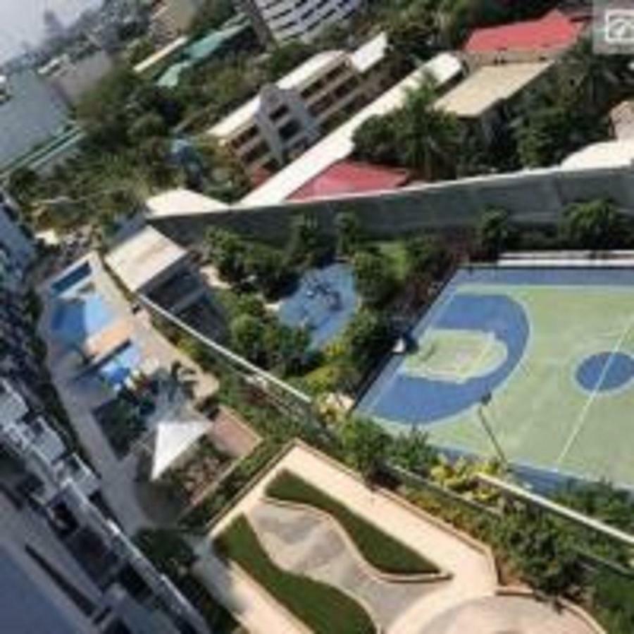 Cubao Manhattanheights Unit 11A Tower B, 2Br Manille Extérieur photo