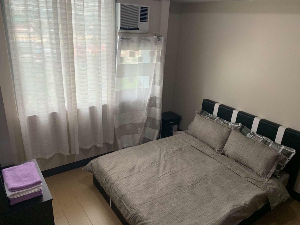Cubao Manhattanheights Unit 11A Tower B, 2Br Manille Extérieur photo
