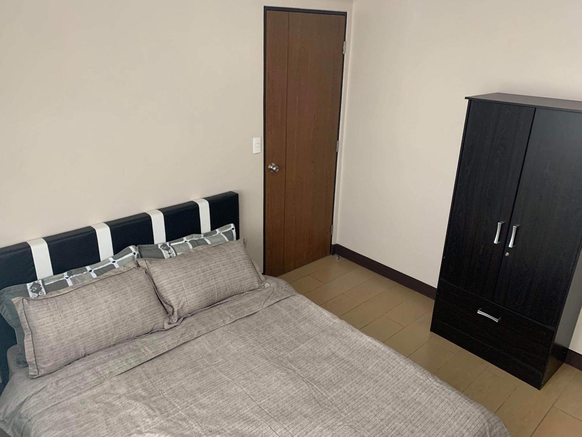 Cubao Manhattanheights Unit 11A Tower B, 2Br Manille Extérieur photo